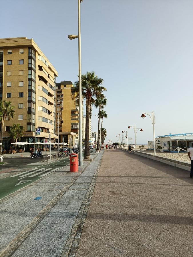 Apartment Piso Calidad Precio Junto A La Playa De La Victoria *