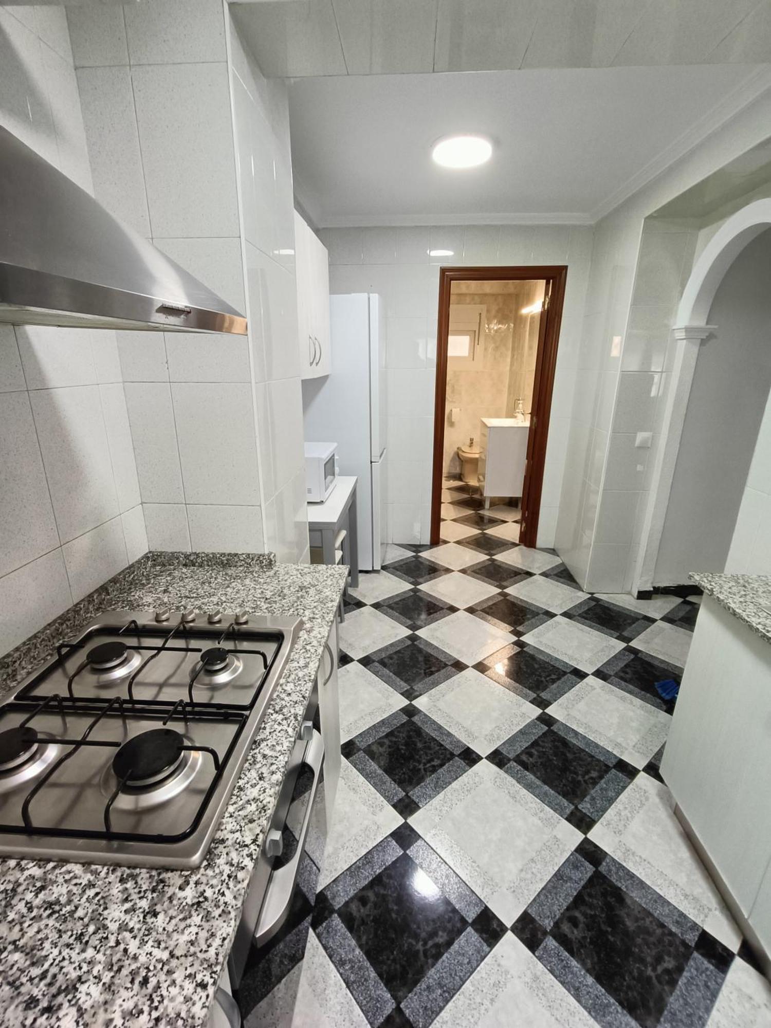 Piso Calidad Precio Junto A La Playa De La Victoria Apartment *