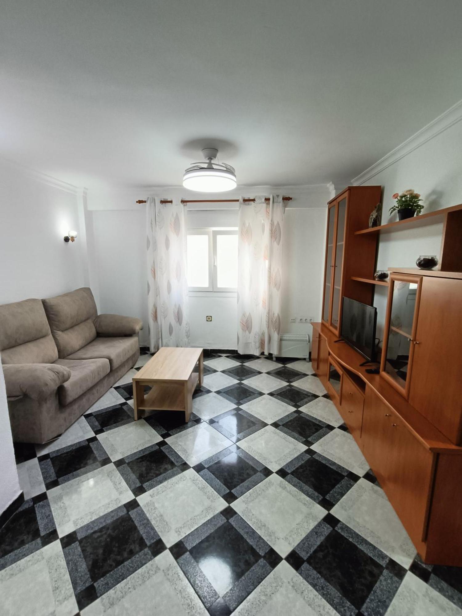 Apartment Piso Calidad Precio Junto A La Playa De La Victoria *